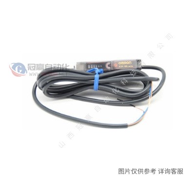 OMRON欧姆龙接近开关E2EM-X4C1接近传感器